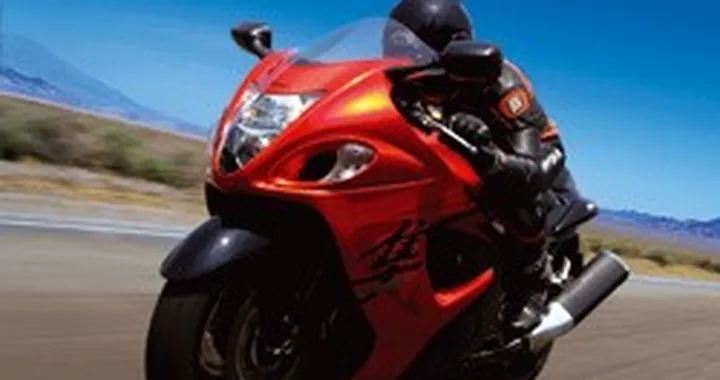 Rimane il divieto sui limiti di potenza delle moto per i neopatentati