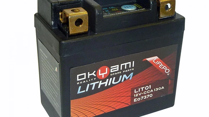 Batteria da moto agli ioni di litio OKYAMI LiFeP04