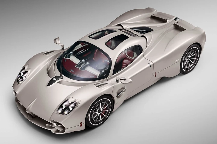 Pagani Utopia: arriva l'erede della Huayra
