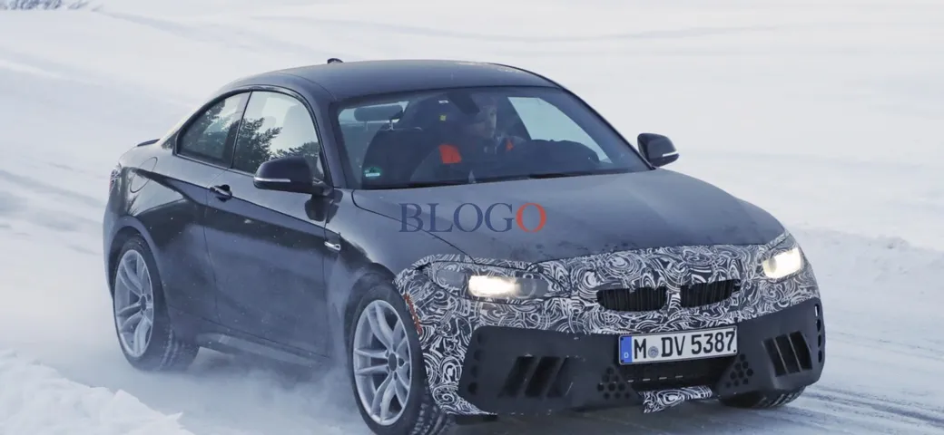 BMW M2 CS: foto spia sulla neve