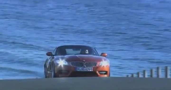 BMW Z4 MY2013 in video