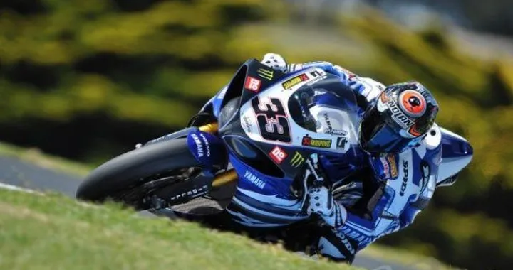 WSBK: Splendida vittoria di Melandri in Gara1. Primo successo in Superbike per lui. Sul podio Smrz e Checa