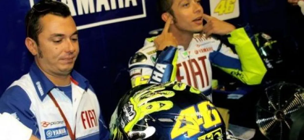 Valentino Rossi correrà in MotoGP e in Moto2 nel 2010? Improbabile...