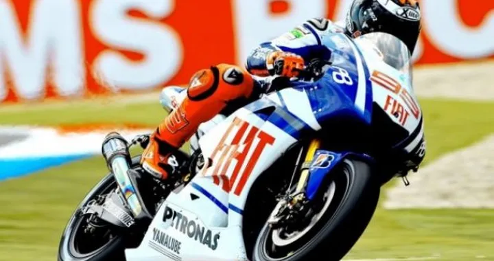 MotoGP: ad Assen è pole per Jorge Lorenzo, con lui in prima fila anche De Puniet e Stoner