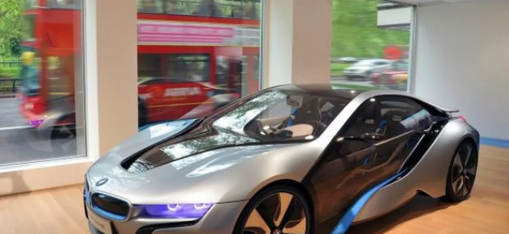 BMW i8: potrebbe costare più di 100 mila euro
