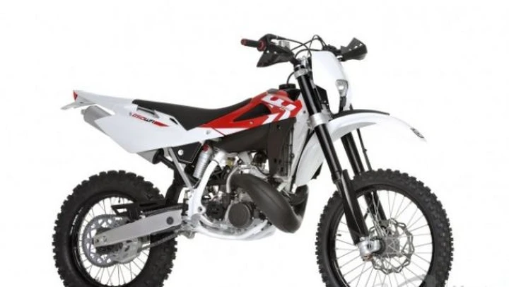 Husqvarna WR250 e WR300 2011