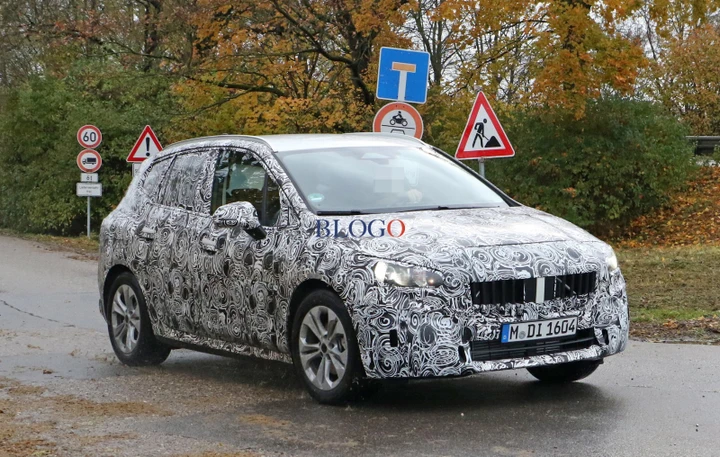 BMW Serie 2 Active Tourer: le foto spia