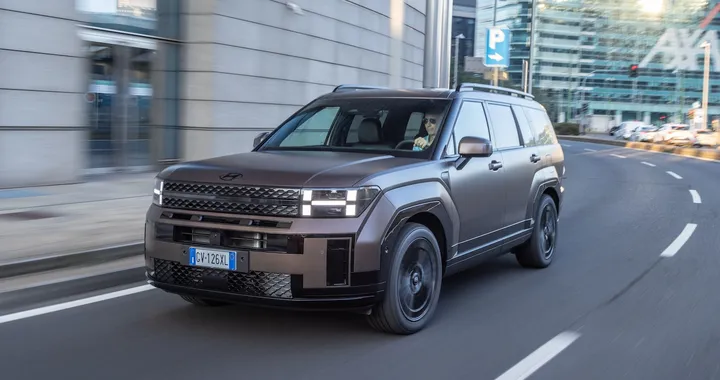 Nuova Hyundai Santa Fe: L'evoluzione del D-SUV Hyundai