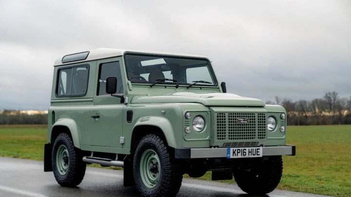 Ultima Defender 90 Heritage Edition: all'asta esemplare quasi nuovo