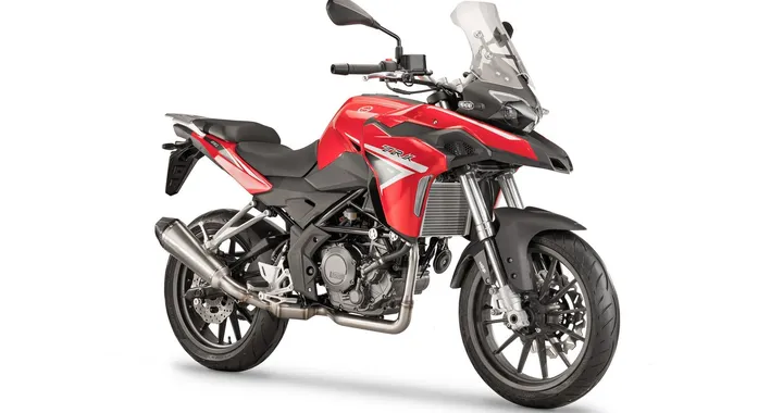 Benelli TRK 251 2018