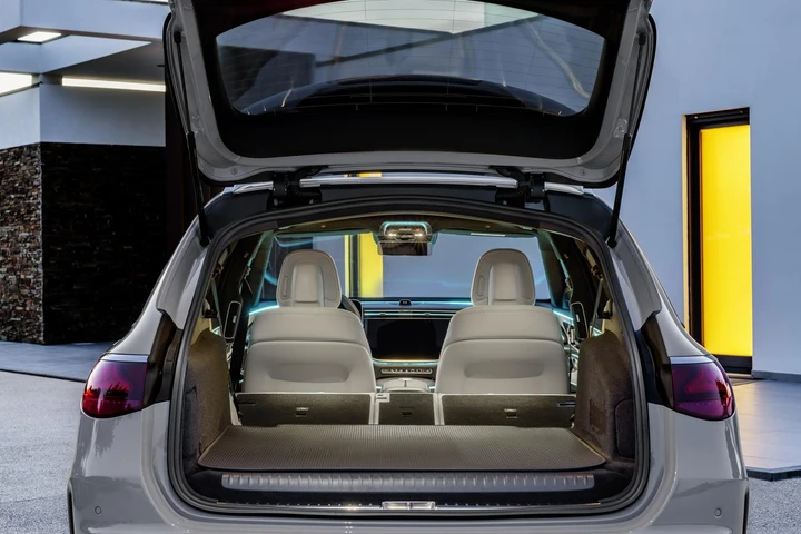 https://www.autoblog.it/post/mercedes-classe-e-2024-svelata-ufficialmente-la-nuova-generazione
