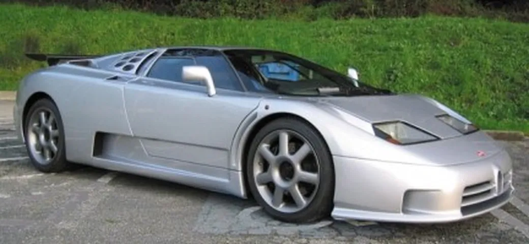 Bugatti EB110 SS 