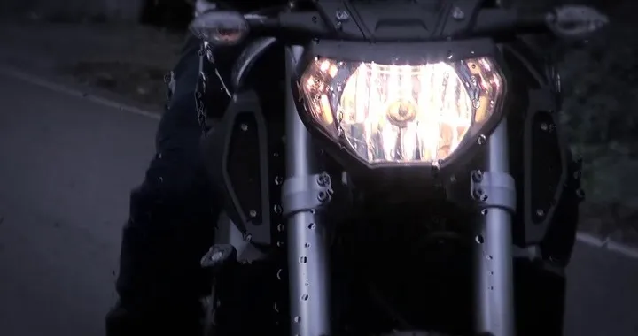 Yamaha MT-09 Test 2014