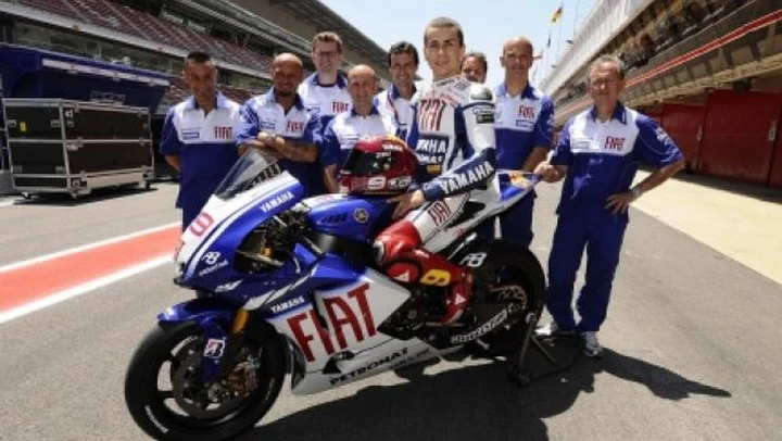 Jorge Lorenzo correrà con i colori del Barcellona
