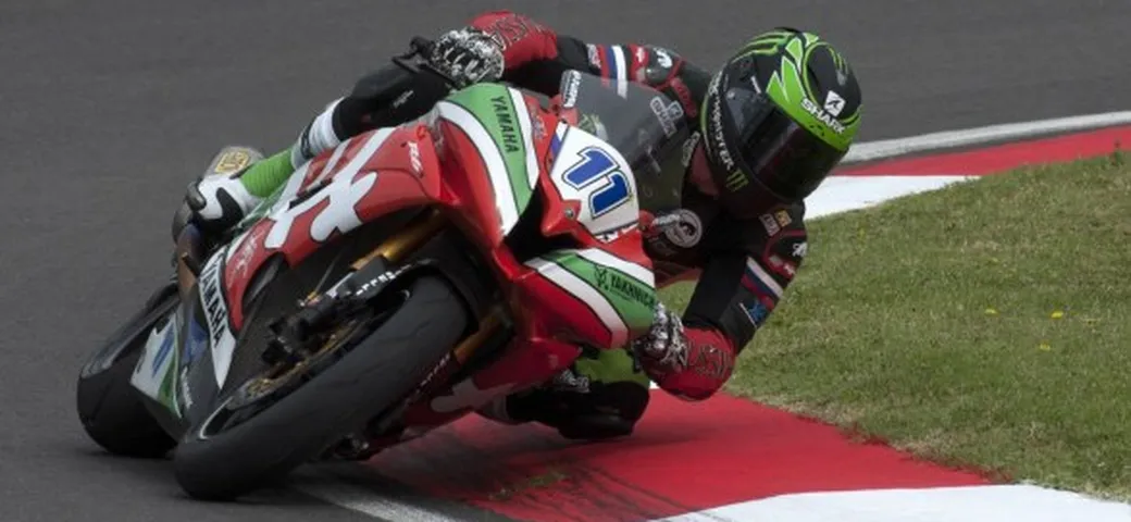 Supersport, Silverstone: Lowes in pole su Sofuoglu, 3° Iddon con la MV Agusta F3