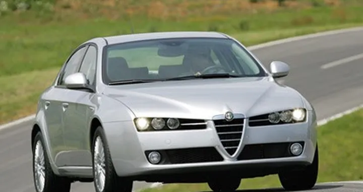 Arriva l'Alfa 159 entry-level: la 1.8 16v