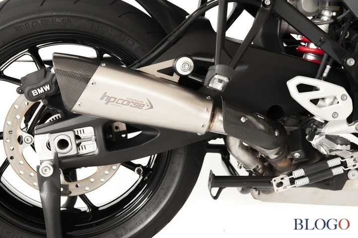 HP Corse: terminale Evoxtreme per BMW S 1000 XR