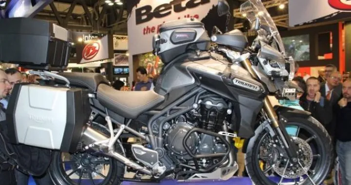 Triumph Explorer 1200 2012 - Salone EICMA Milano 2011