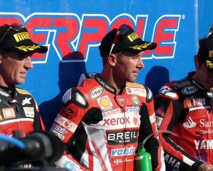 Superpole con gli 
