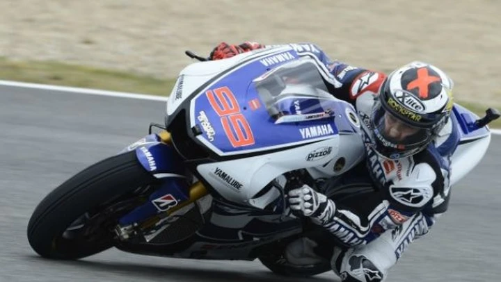 MotoGP, Jerez: Lorenzo strappa la pole a Pedrosa. Bel colpo di Hayden (3°). Rossi in piena crisi.