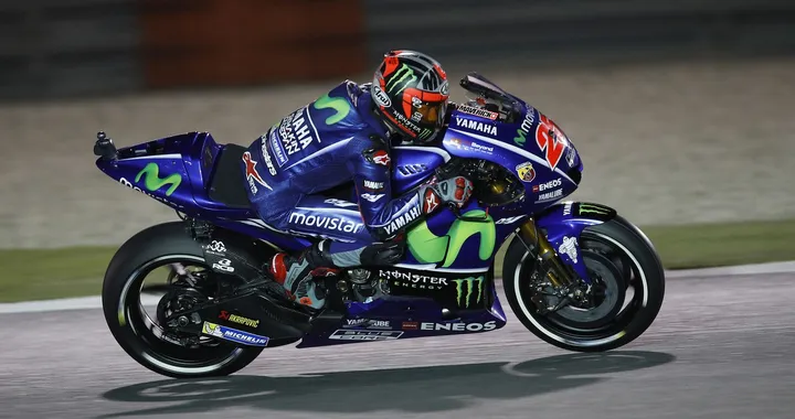 MotoGP Qatar 2017, FP1: Vinales precede le Honda; male Rossi, Dovi e Iannone [FOTO]