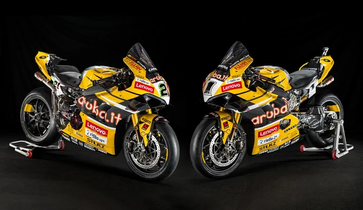 Ducati Panigale V4 R con la speciale livrea Giallo Ducati a Misano [FOTO]