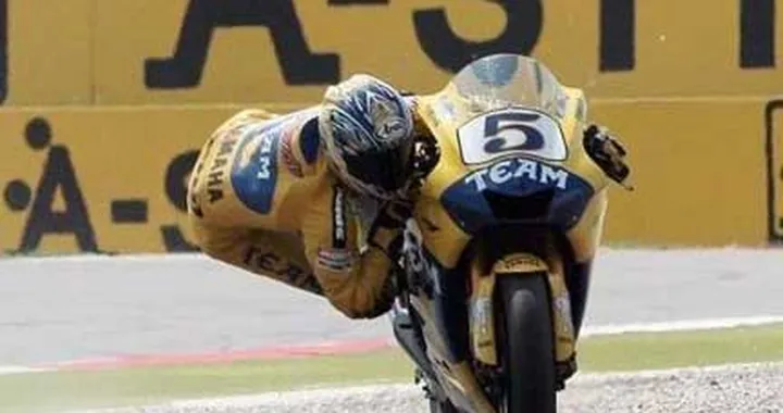 Foto del giorno: Edwards in seria difficoltà