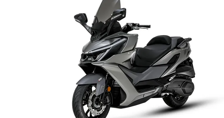 SYM Cruisym 400: il maxi-scooter pensato per ogni esigenza