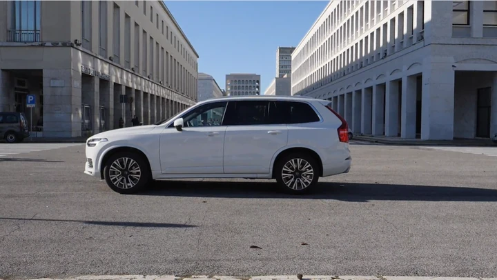 Volvo XC90 D5 2020: prova su strada