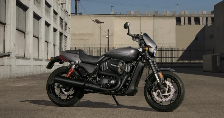 Harley-Davidson presenta il nuovo modello Street Rod