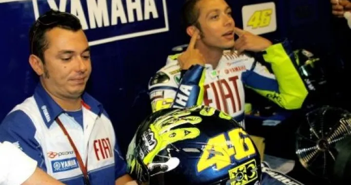 Valentino Rossi correrà in MotoGP e in Moto2 nel 2010? Improbabile...