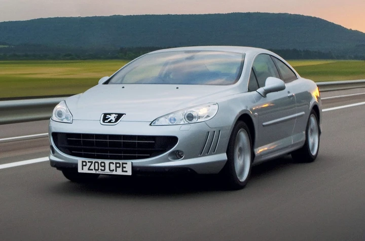 Peugeot 407 Coupé, ha un motore V6 e forse lo hai scordato: prezzo irrisorio