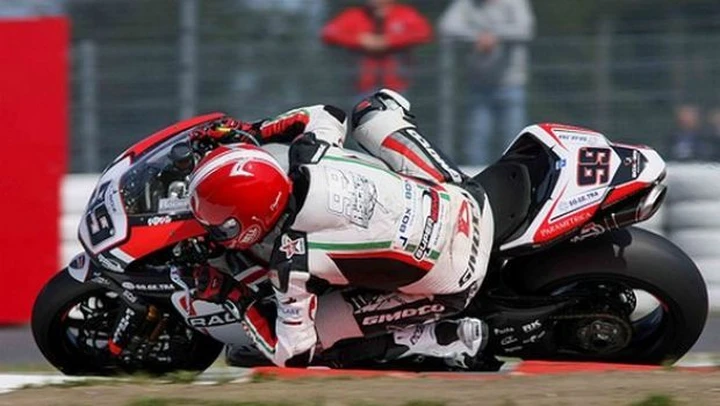 WSBK: Luca Scassa saluta il team Supersonic, 