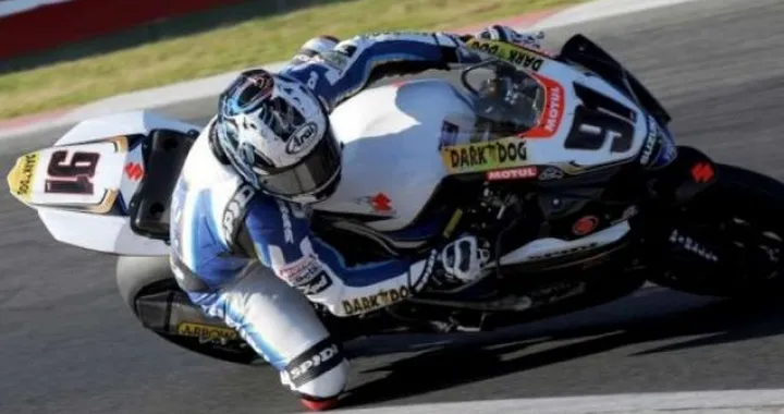 WSBK, Kyalami: trionfa Leon Haslam su Rea dopo una gran gara. Terzo Biaggi