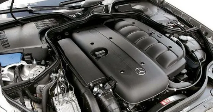 Mercedes: nuovi motori 4 e 8 cilindri, torna anche il 6 in linea