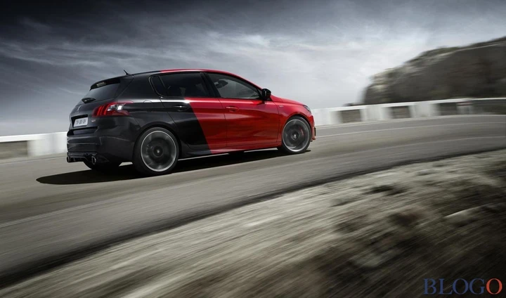 Peugeot 308 GTi: dalla Francia con furore [Video]
