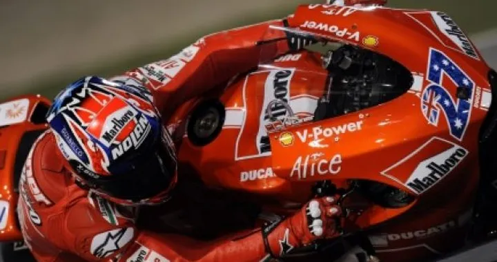 MotoGP a Losail: Stoner 10+, Hayden l'impavido