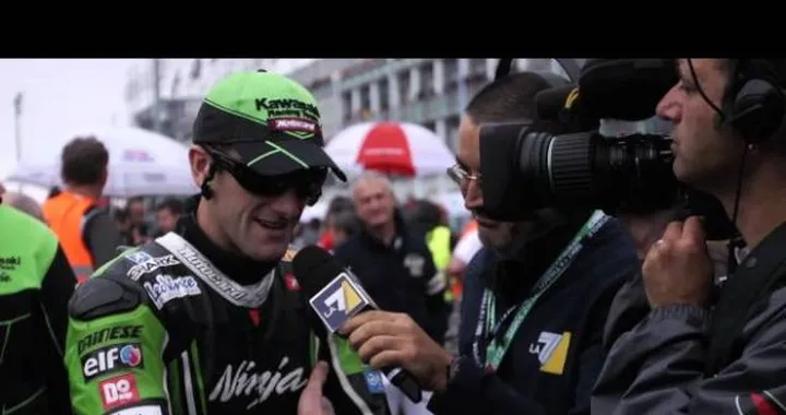 WSBK, Kawasaki: su e-Bay il casco tributo a Lascorz usato da Sykes a Magny Cours