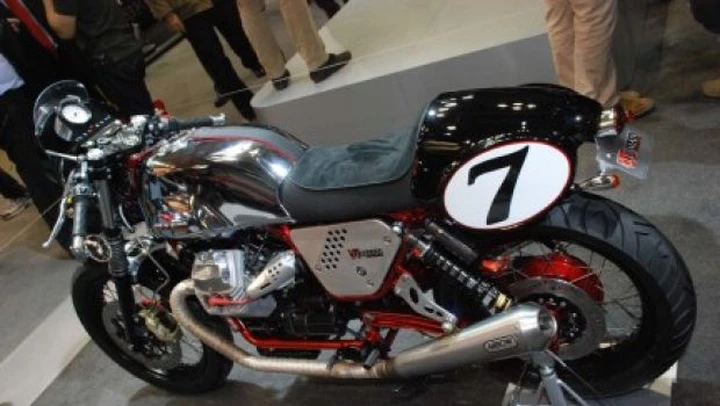 La Moto Guzzi V7 Clubman Racer in vendita da ottobre?