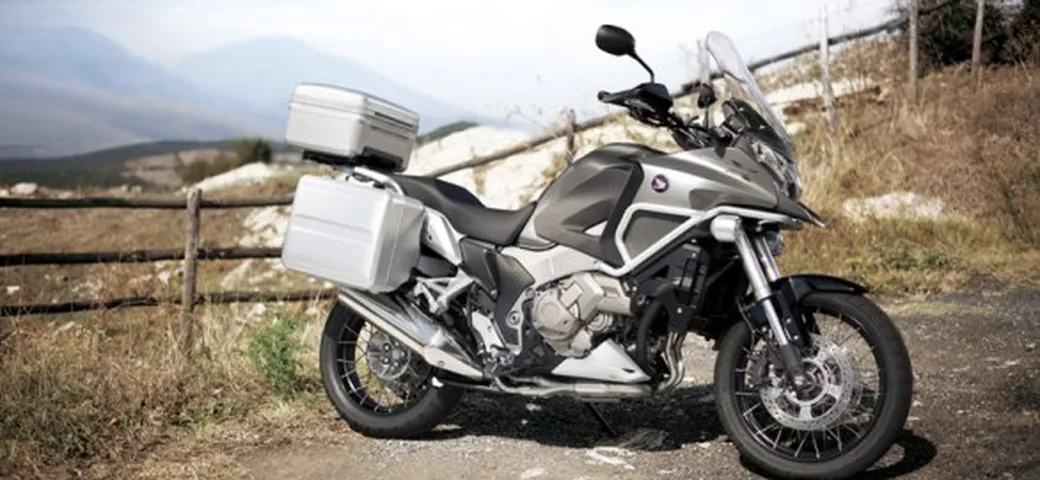 Honda: Crosstourer 1200 con finanziamento senza interessi fino al 30 luglio