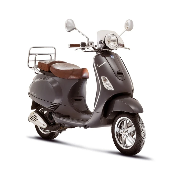 Vespa LXV: la 'scocca piccola' in chiave vintage