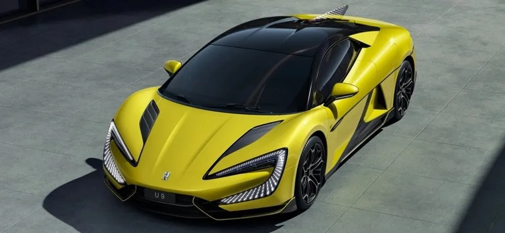 Yangwang U9, l'elettrica cinese che sfida Tesla e Porsche