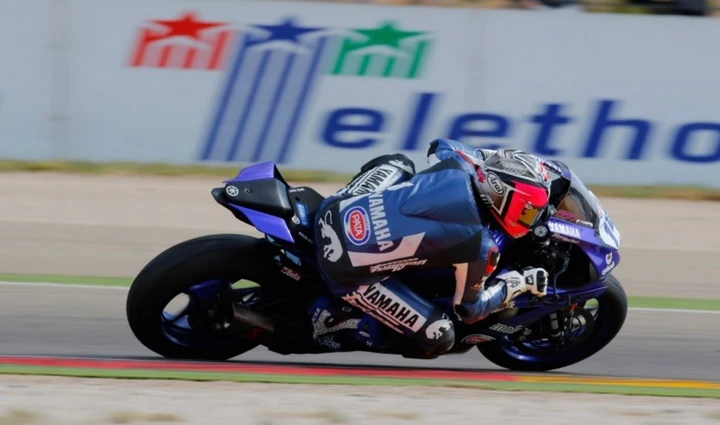 Supersport: Mahias conquista gara e classifica generale