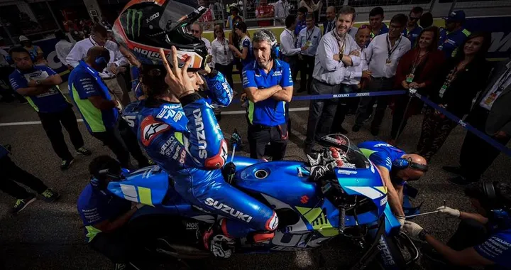Mercato MotoGP, Suzuki rinnova con Alex Rins