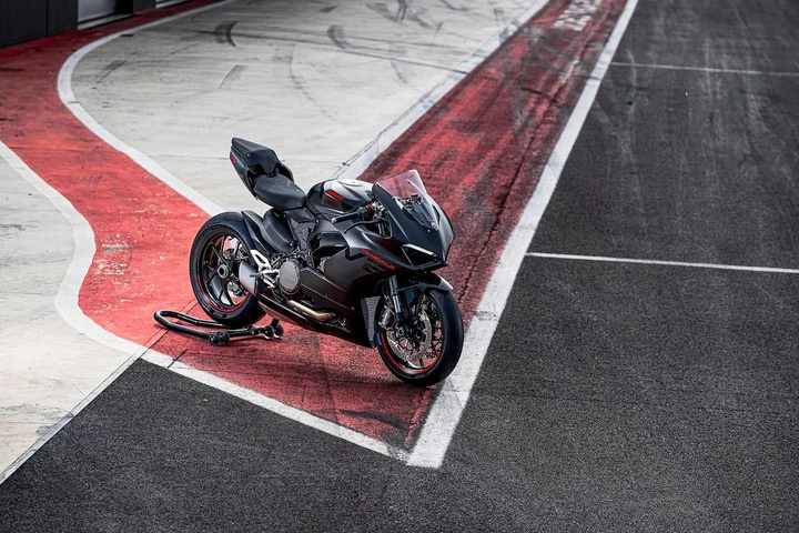 ingrandisci immagine