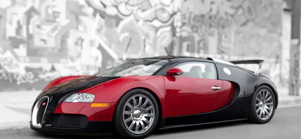 All'asta la prima Bugatti Veyron