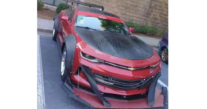 Chevrolet Camaro: il discutibile tuning in stile spazzaneve