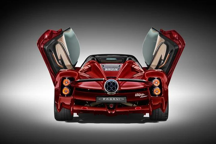 Pagani Utopia Roadster, l'ultima creatura dell'atelier italiano