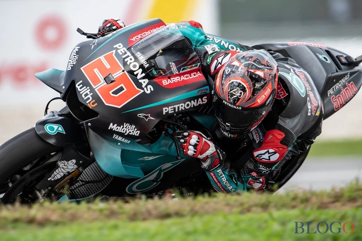 MotoGP, la “sesta” di Quartararo! El Diablo brucia Marquez per 32 millesimi. Rossi delusione, quarta fila.