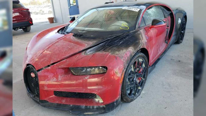 Bugatti bruciata vale 1,2 milioni di dollari, ma non potrà più circolare